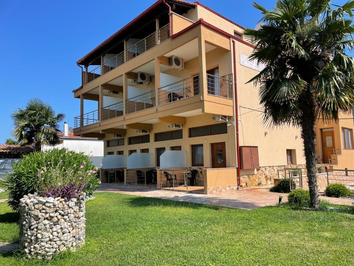 Helios Hotel Stavros  Eksteriør billede